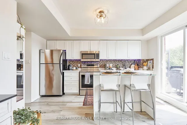 Additional image 6 of 25 Strangford Lane Unit 312