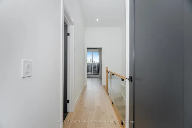 Additional image 18 of 34 Claremont St Unit 201