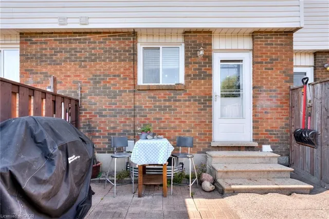 Additional image 27 of 231 Fergus Ave