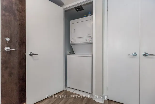 Additional image 17 of 12 Yonge St Unit 501