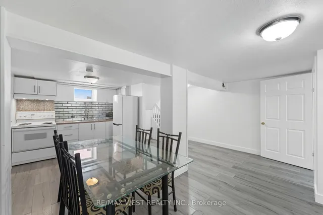 Additional image 31 of 38 Feltham Ave