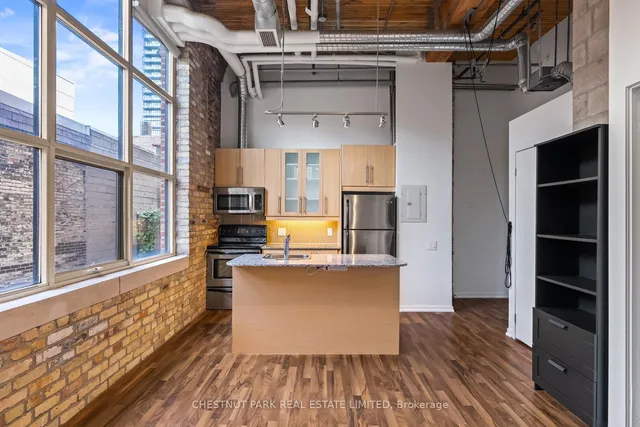 Additional image 15 of 736 Dundas St Unit 201