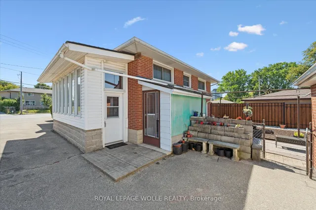 Additional image 37 of 136 Fairway Rd