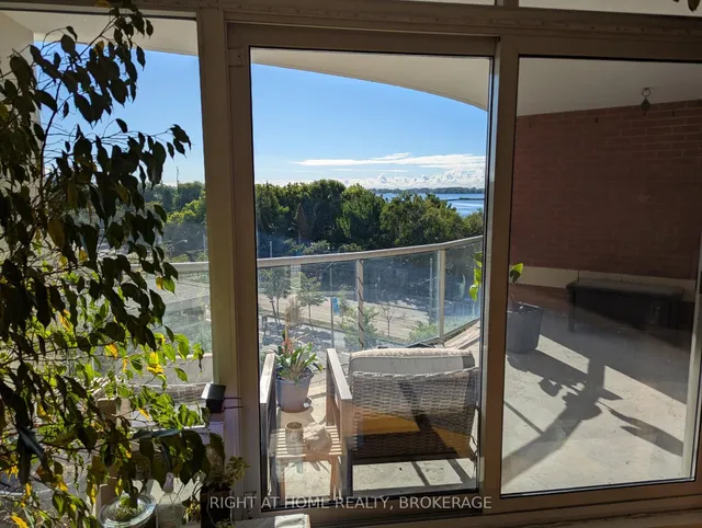 Additional image 3 of 550 Queens Quay W Quay Unit 608