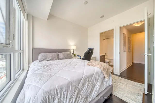 Additional image 15 of 501 St. Clair Ave Unit 1211