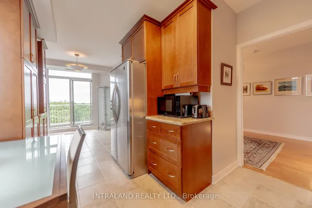 Additional image 11 of 4200 Bathurst St Unit 705