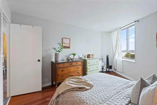 Additional image 30 of 270 Queens Quay Unit 704