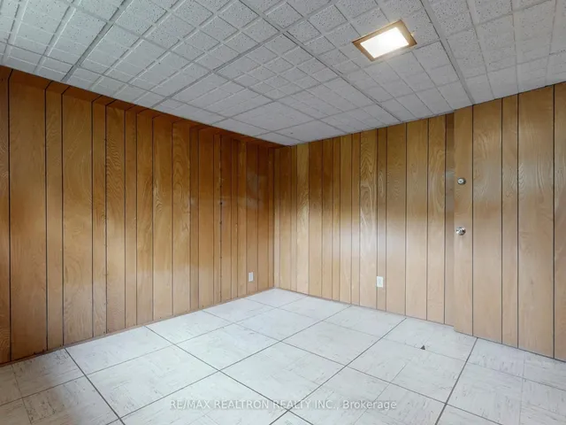 Additional image 33 of 52 Wynn Rd