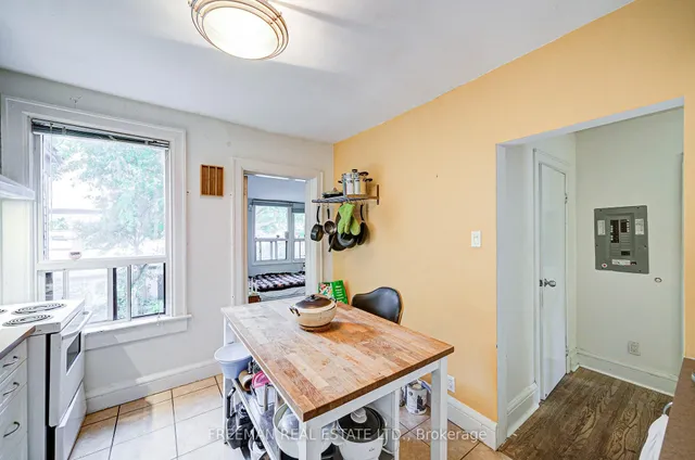 Additional image 12 of 246 Euclid Ave