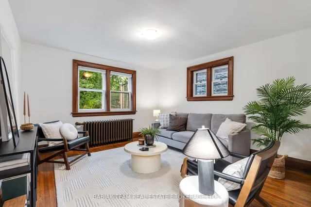 Additional image 3 of 8 Grenadier Ravine Dr