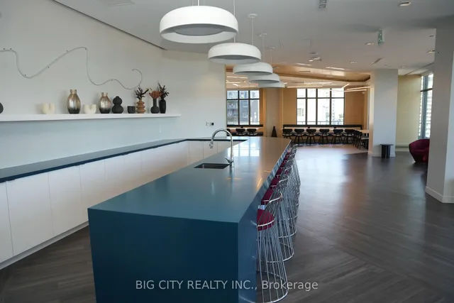 Additional image 25 of 60 Princess St Unit 716