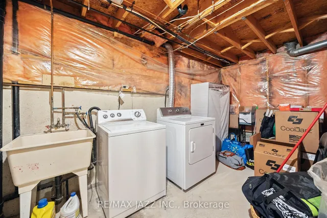 Additional image 40 of 14 Grover Dr