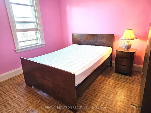 Additional image 17 of 30 Livingstone Ave