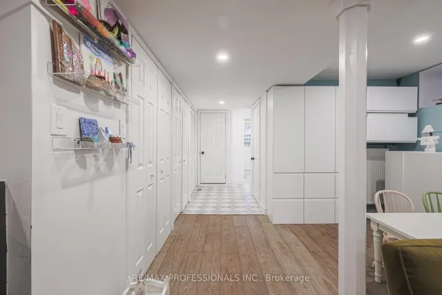 Additional image 34 of 18 Constance St