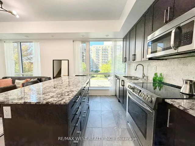 Additional image 4 of 639 Lawrence Ave Unit 310