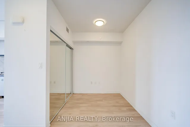 Additional image 9 of 1028 McNicoll Ave Unit 1213