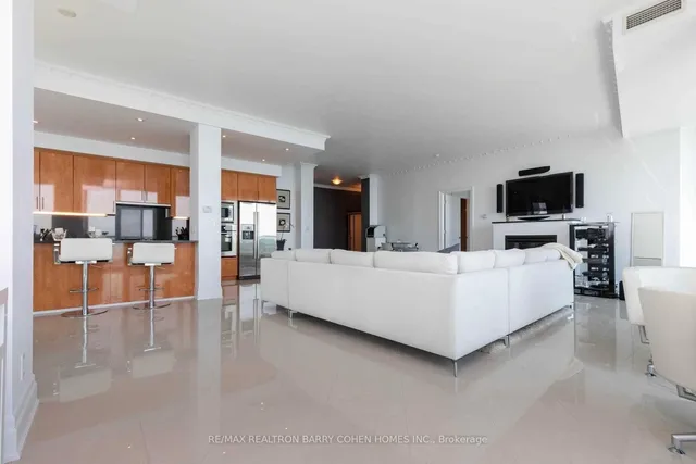 Additional image 12 of 16 Harbour St Unit 5101