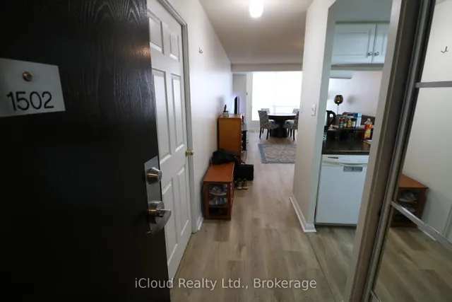 101 Subway Cres Unit 1502