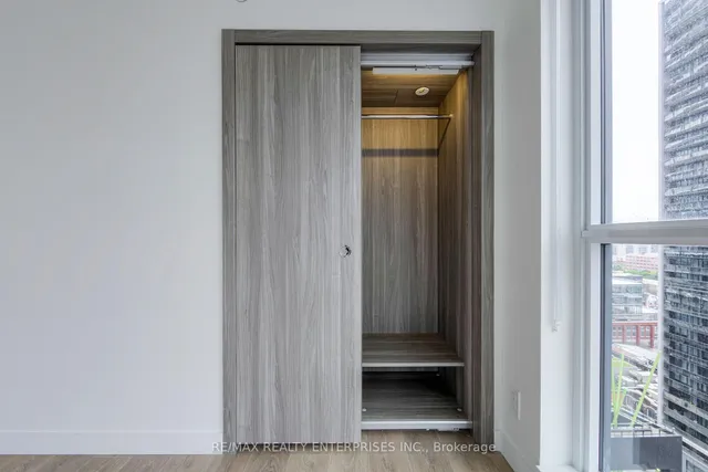 Additional image 18 of 38 Widmer St Unit 1901