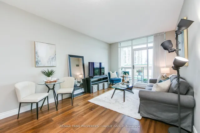 Additional image 3 of 319 Merton St Unit 904