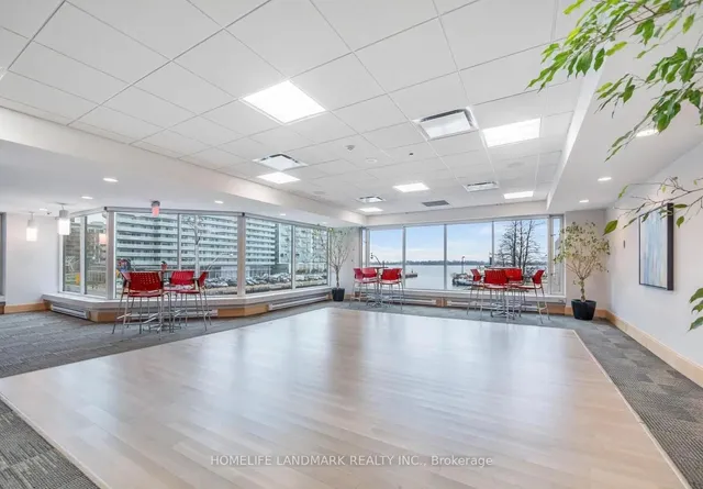 Additional image 25 of 10 Queens Quay Unit 408