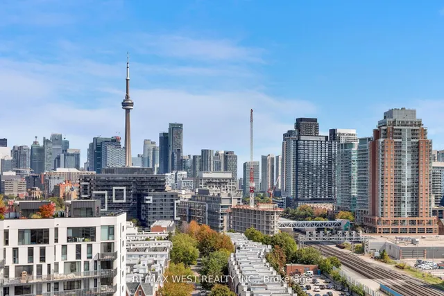 Additional image 18 of 36 LISGAR St Unit 1621E