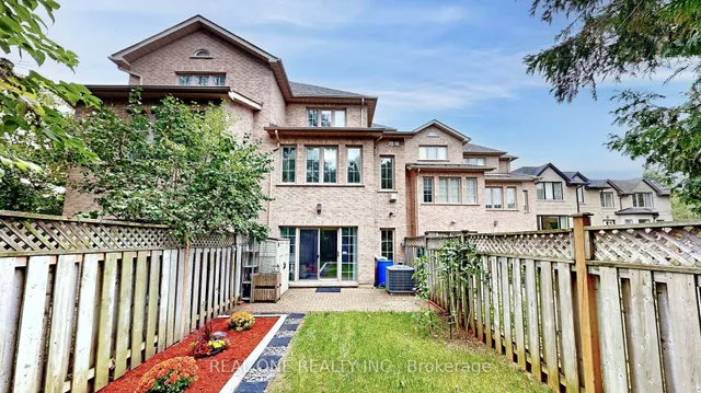 Additional image 46 of 299 Finch Ave