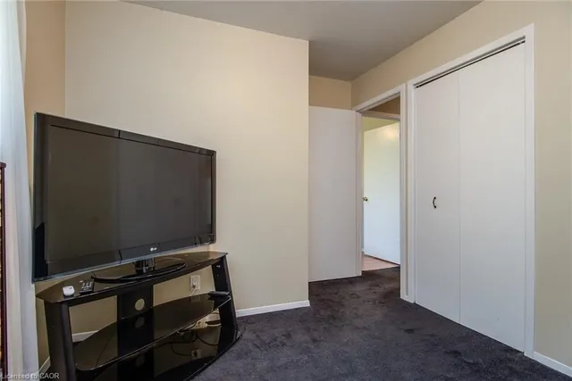 Additional image 34 of 173 Silver Aspen Cres