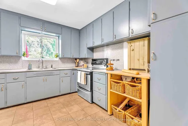 Additional image 6 of 14 Luverne Ave