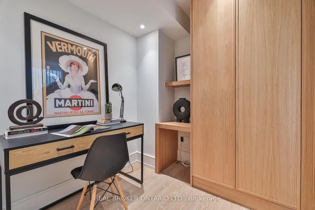 Additional image 22 of 273 Grace St