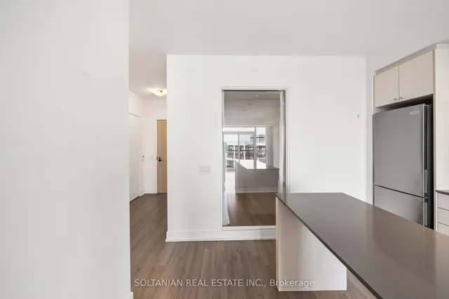 Additional image 18 of 50 George Butchart Dr Unit 810