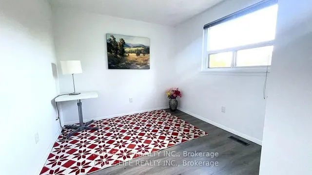 Additional image 9 of 100 Wickson Tr