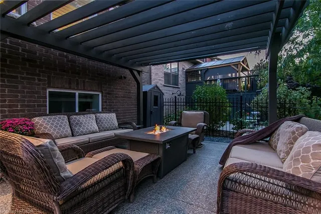 Additional image 42 of 19 Tremaine Dr