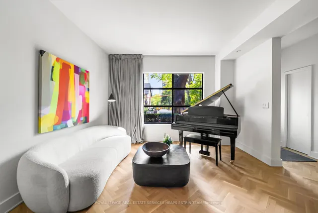 Additional image 6 of 74 Roxborough St