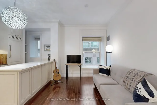 Additional image 12 of 22 Leader Lane Unit 323