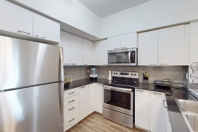 Additional image 15 of 2152 Lawrence Ave Unit 210