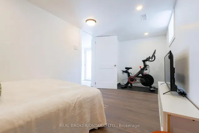 Additional image 30 of 54 Tower Dr