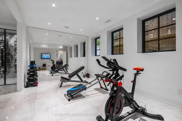 Additional image 40 of 80 Lynwood Ave