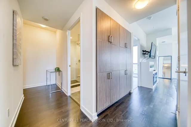 Additional image 4 of 501 St. Clair Ave Unit 1211