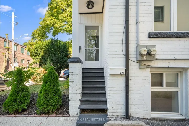 Additional image 4 of 371 Howland Ave