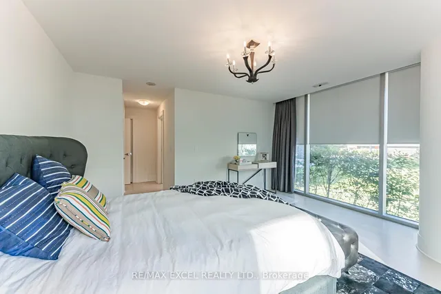 Additional image 26 of 29 Queens Quay Unit Th127