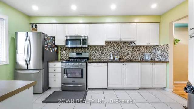 Additional image 20 of 6 Mason Rd Unit 2