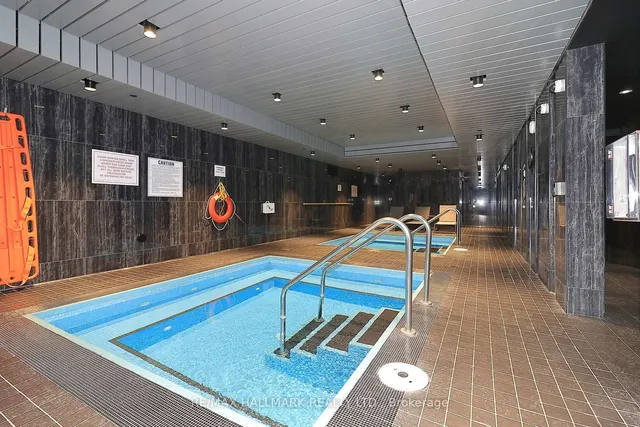 Additional image 20 of 2221 Yonge St Unit 1011