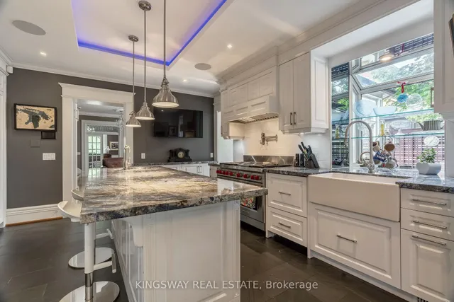 Additional image 22 of 166 High Park Ave