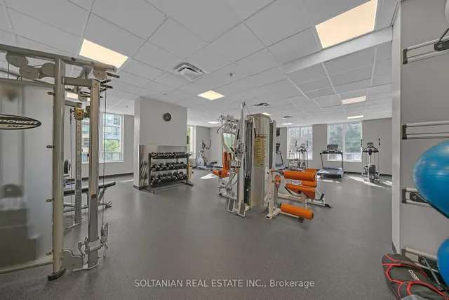 Additional image 35 of 256 Doris Ave Unit 1702