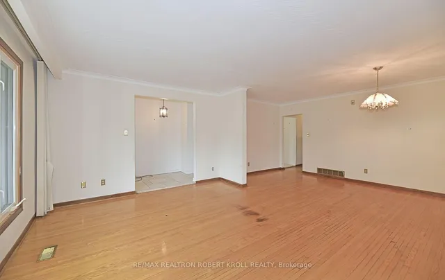Additional image 6 of 32 Orangewood Cres