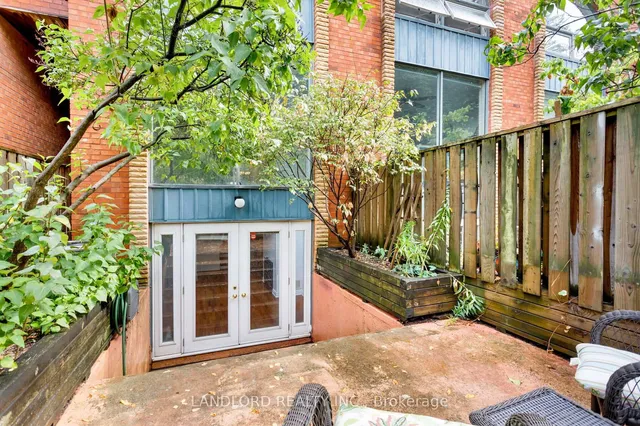 Additional image 44 of 280 Sherbourne St Unit 14