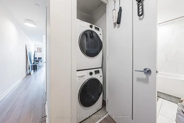 Additional image 20 of 357 King St Unit 3307