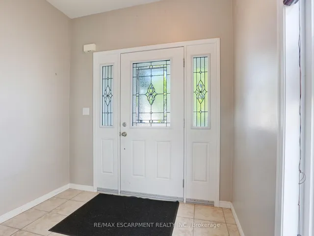 Additional image 8 of 36 Lemon Grass St