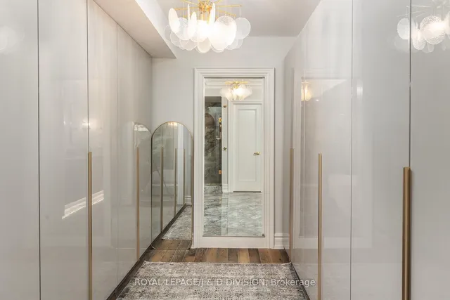 Additional image 22 of 40 Bernard Ave